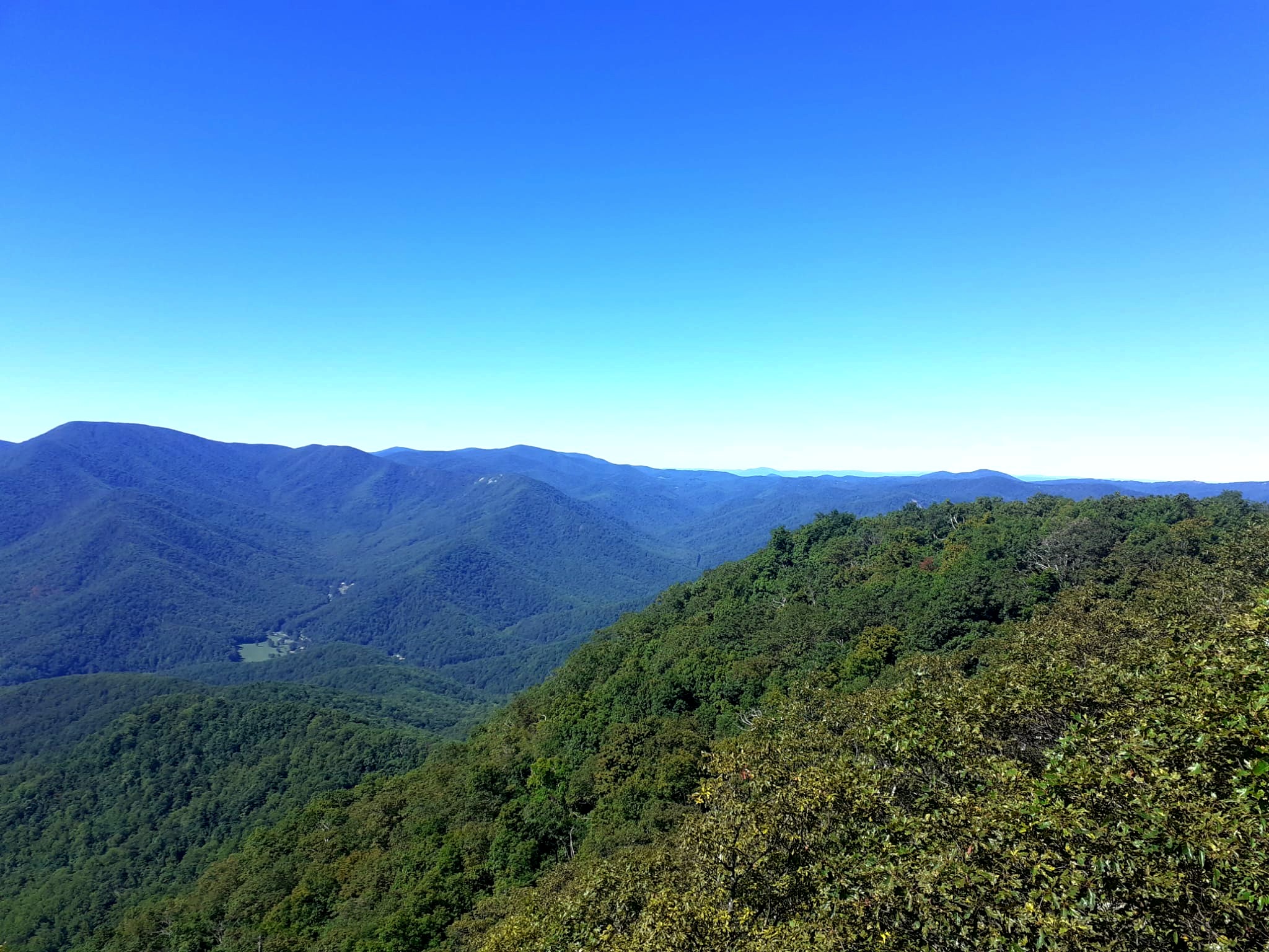 the three ridges with colour warped